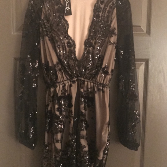 Sequin and lace romper ✨✨✨ by KIVENST - Picture 8 of 8